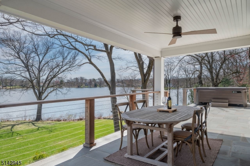 Lakefront - Residential