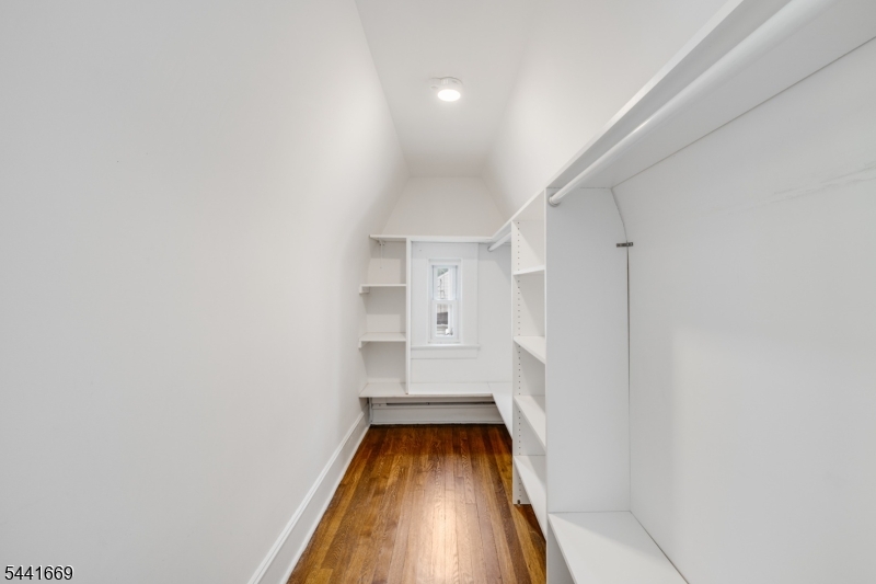 Englishtown - Residential
