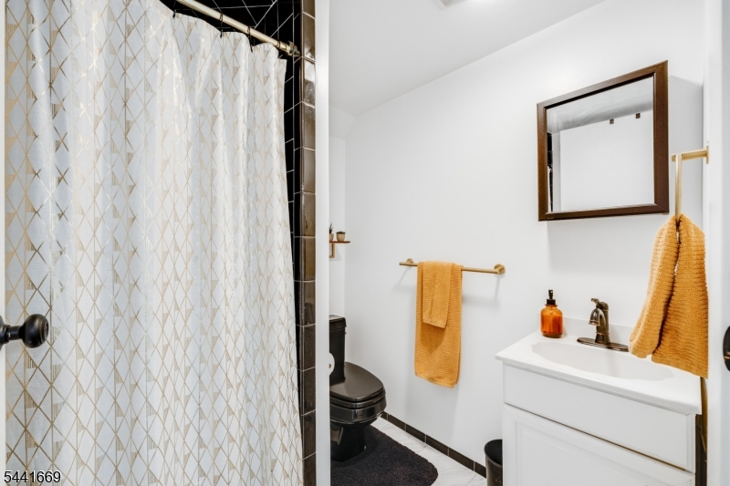 Englishtown - Residential