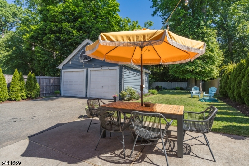 Englishtown - Residential