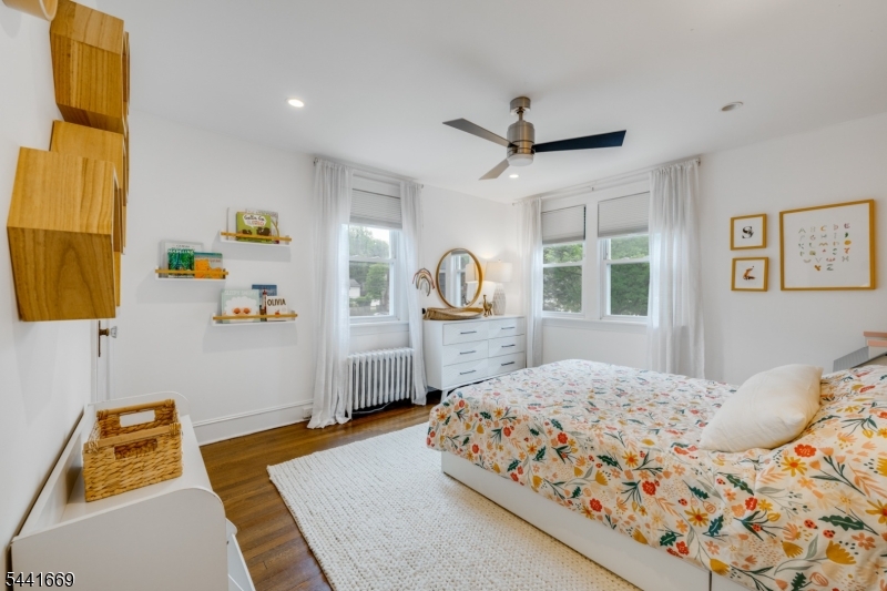 Englishtown - Residential