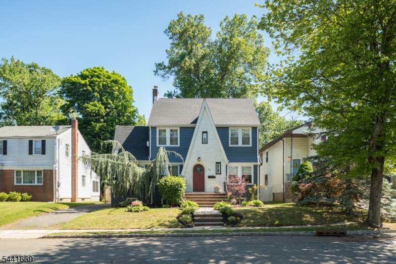 Englishtown - Residential