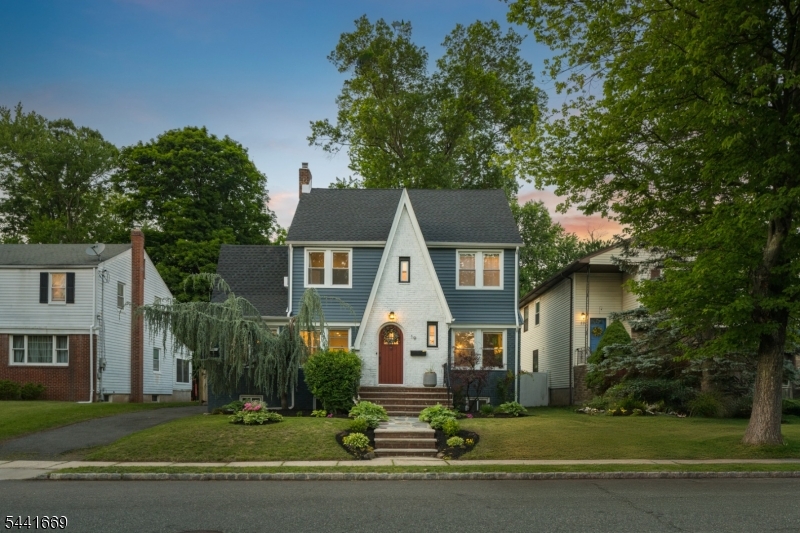 Englishtown - Residential