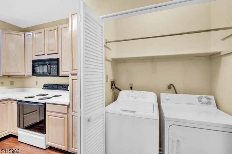Four Oaks - Residential