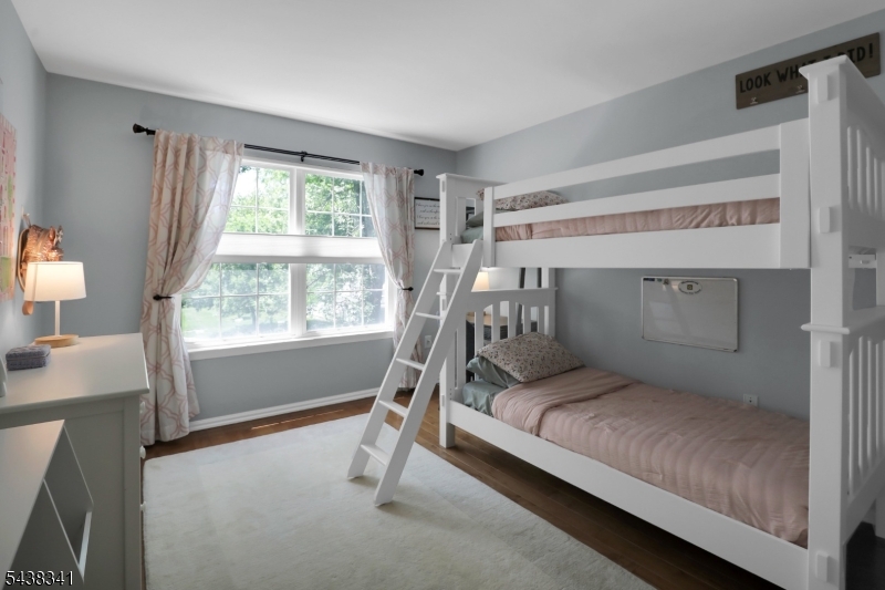 Hamilton Crest - Residential