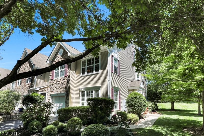 Hamilton Crest - Residential