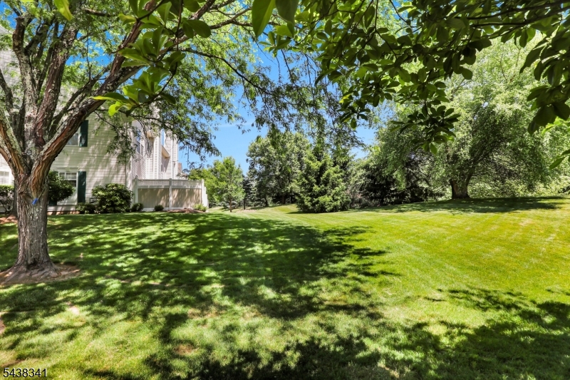 Hamilton Crest - Residential