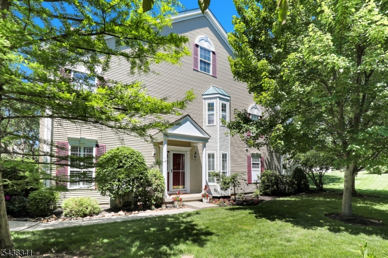 Hamilton Crest - Residential