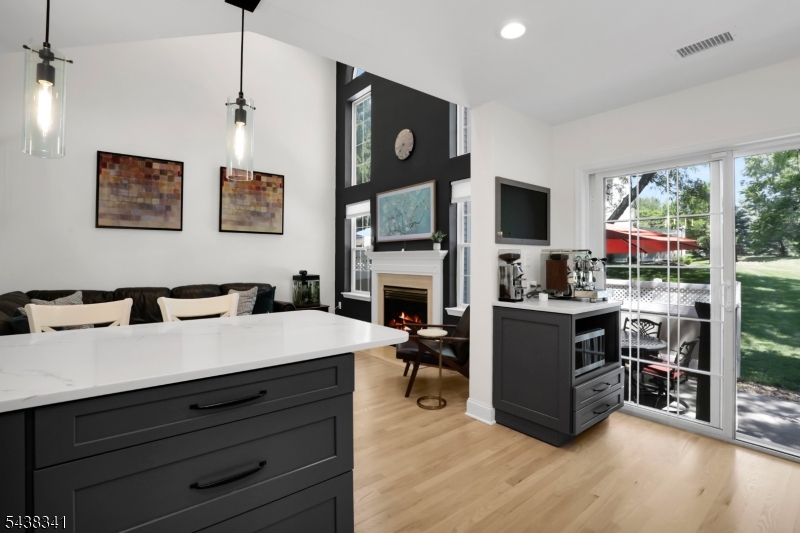 Hamilton Crest - Residential