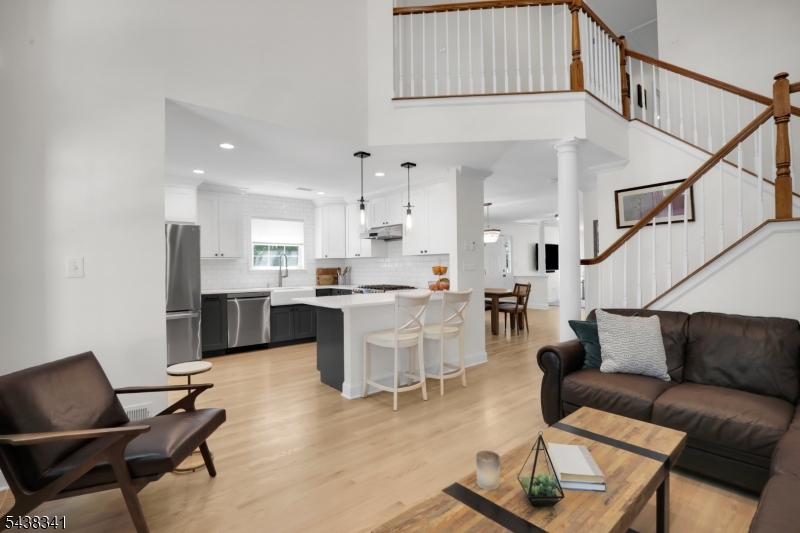Hamilton Crest - Residential