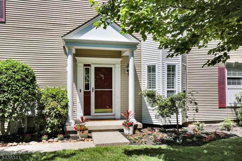 Hamilton Crest - Residential