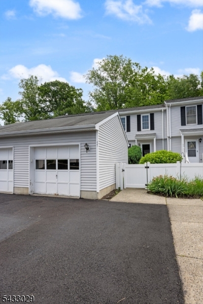 Meadowbrook Farms - Residential