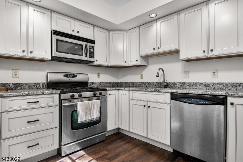 Meadowbrook Farms - Residential