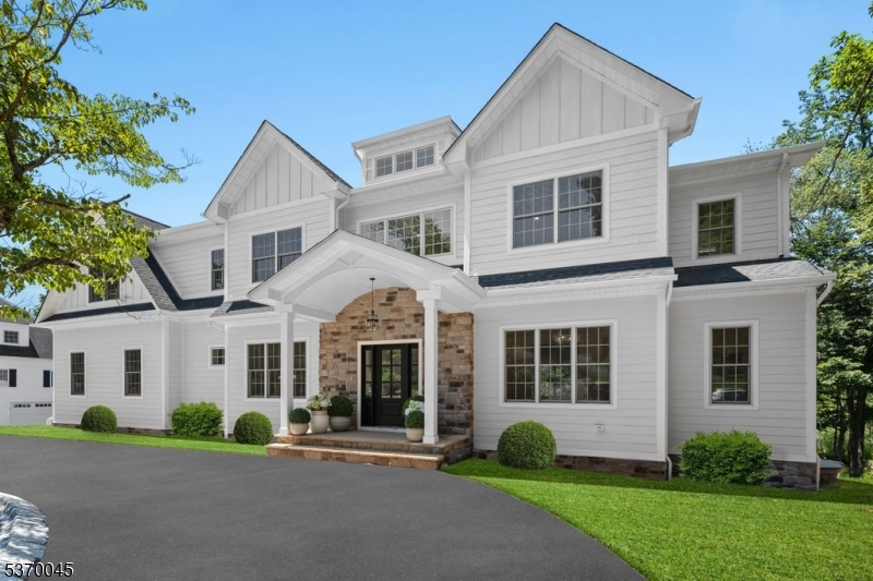 Riker Hill - Residential