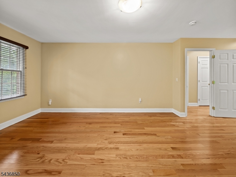 Mazdabrook Commons - Residential