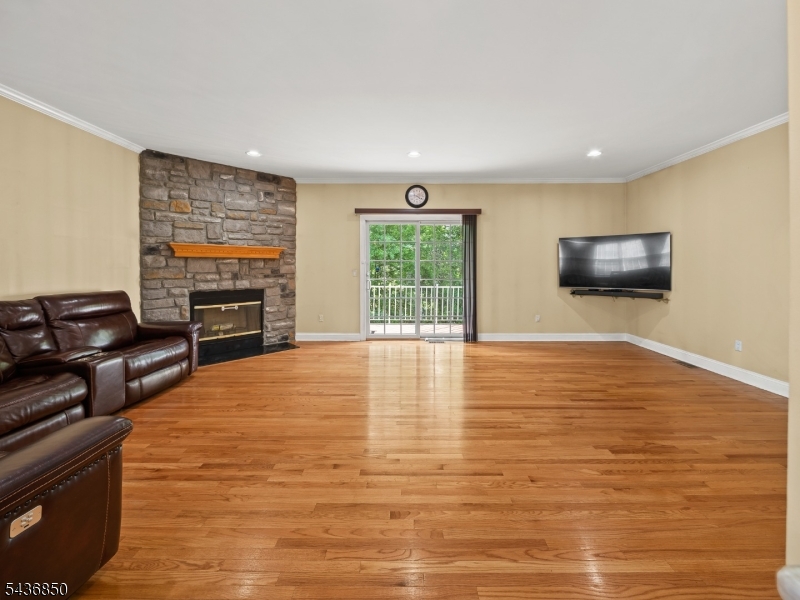 Mazdabrook Commons - Residential