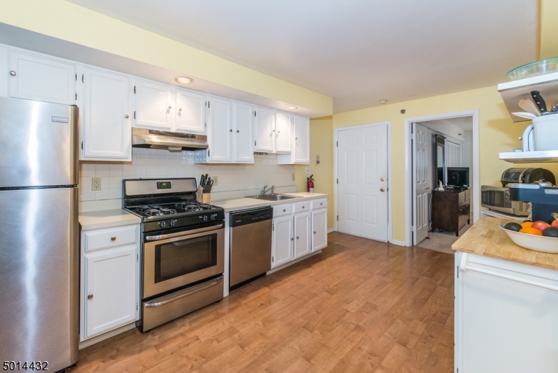 Oak Street Commons - Residential