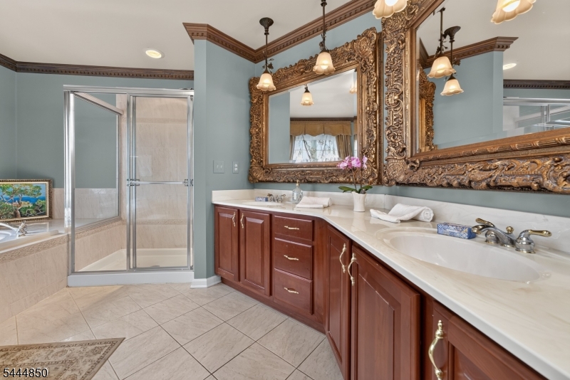 Hunterdon Pointe - Residential