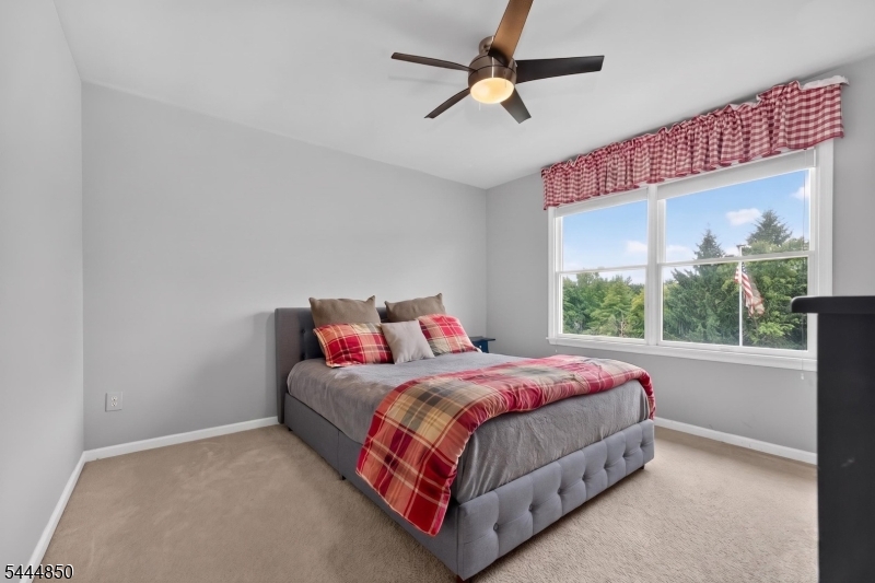 Hunterdon Pointe - Residential