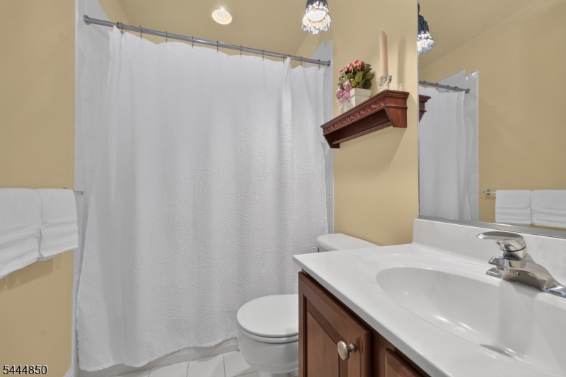 Hunterdon Pointe - Residential