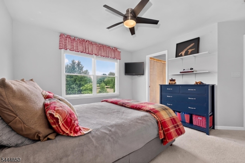 Hunterdon Pointe - Residential