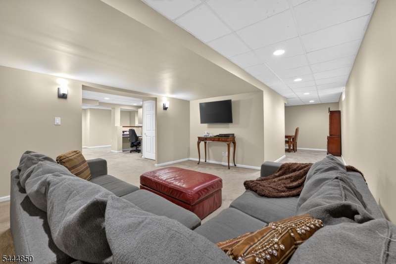 Hunterdon Pointe - Residential