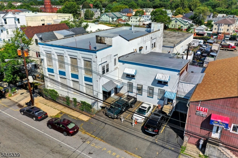 Forrest Hills - Commercial Sale