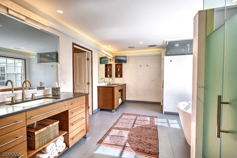 New Vernon - Residential