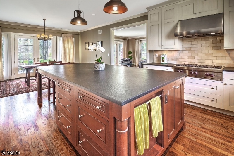New Vernon - Residential