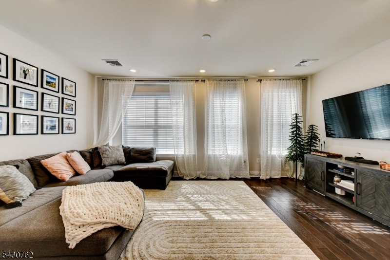 Fox Hollow - Residential