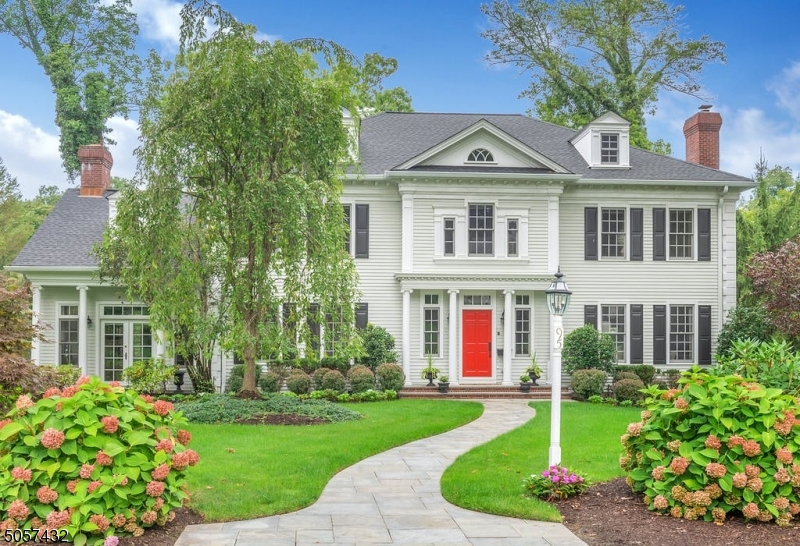 Stunning 5-6 bedroom, 4.1 bath home with pool in the heart of Summit's Northside.