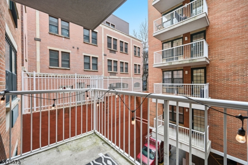 Valil Commons - Residential