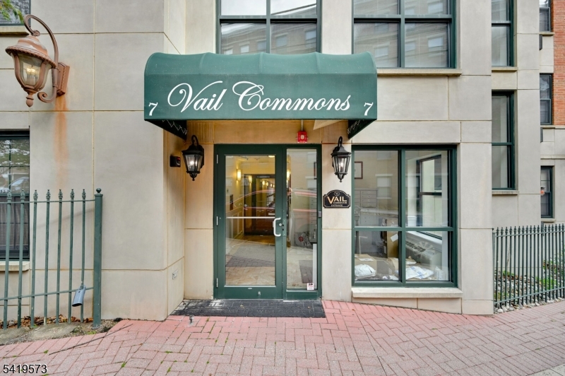Valil Commons - Residential
