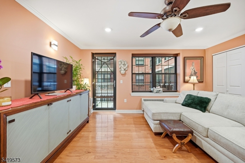 Valil Commons - Residential