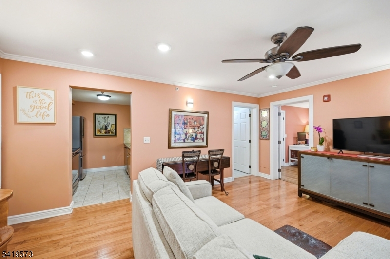 Valil Commons - Residential