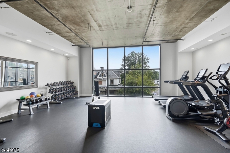 Skyview At Carriage City Pl - Residential Lease