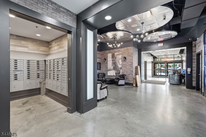 Skyview At Carriage City Pl - Residential Lease