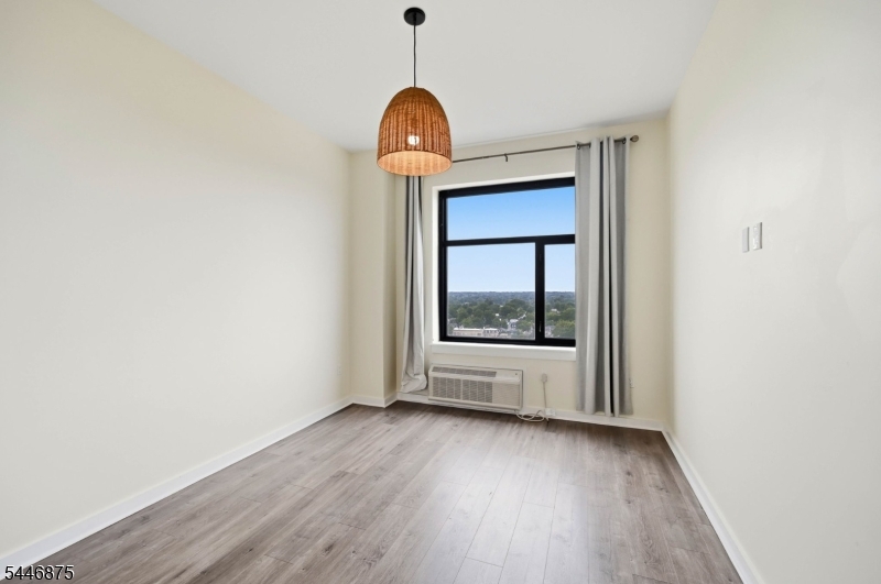 Skyview At Carriage City Pl - Residential Lease