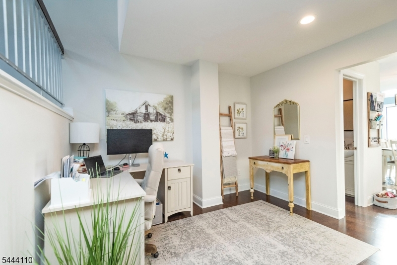 Hastings Square - Residential