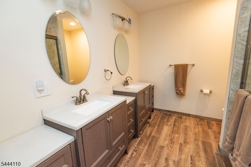 Hastings Square - Residential