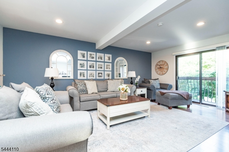 Hastings Square - Residential