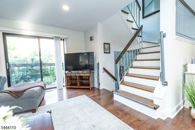 Hastings Square - Residential