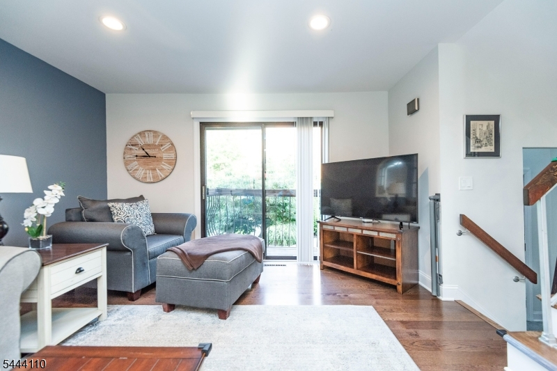 Hastings Square - Residential