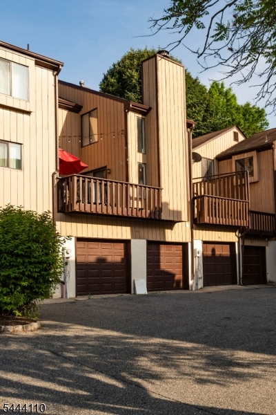 Hastings Square - Residential