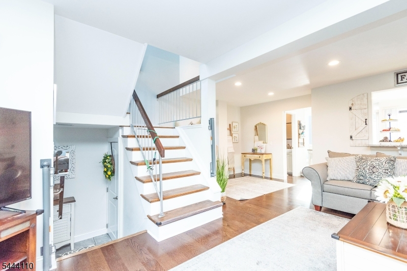 Hastings Square - Residential