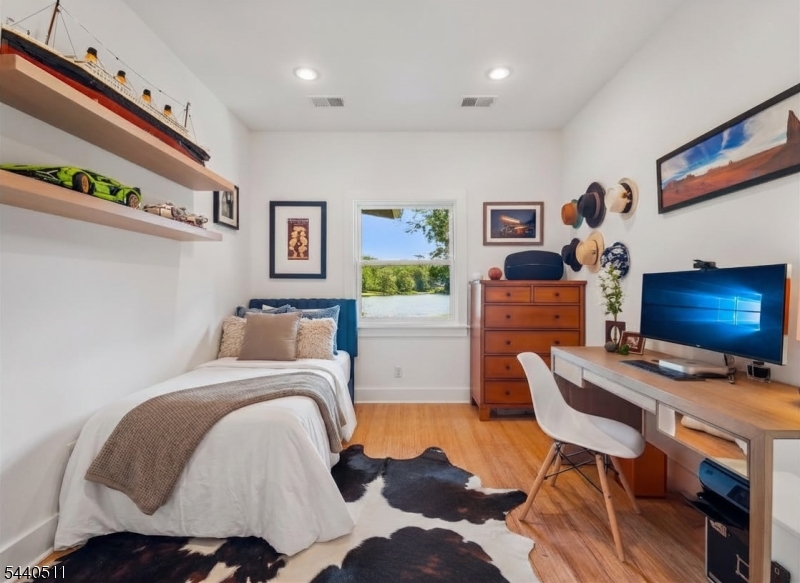 Upper Lake Mohawk - Residential