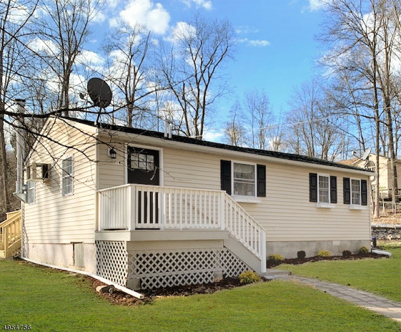 LAKE NEEPAULIN - Residential