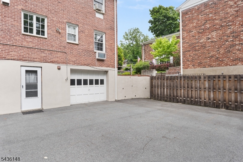 Anderson Brook Condo Assoc - Residential