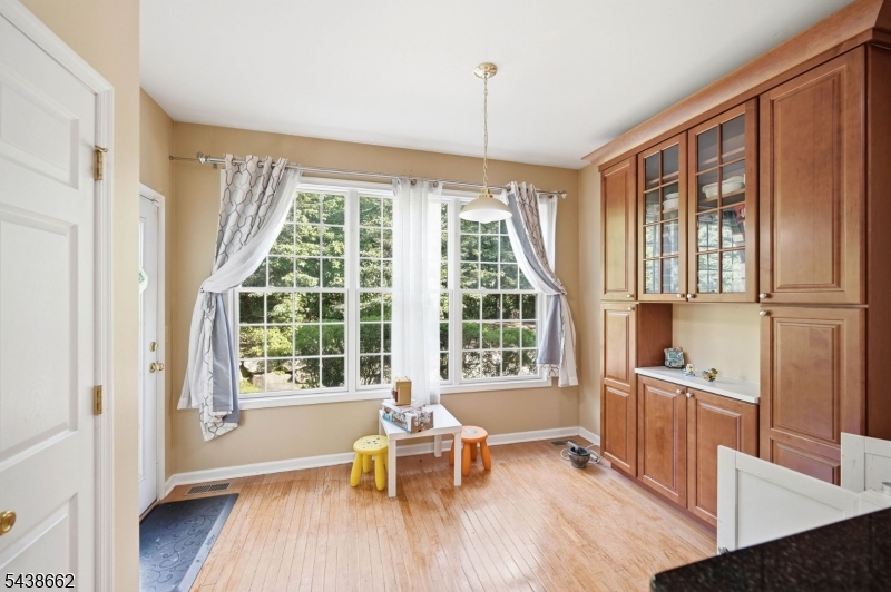 Roseland Green - Residential Lease