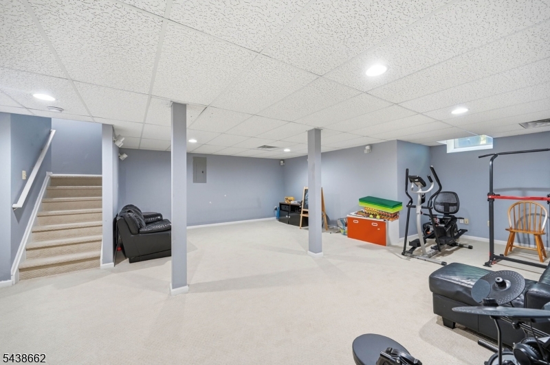 Roseland Green - Residential Lease